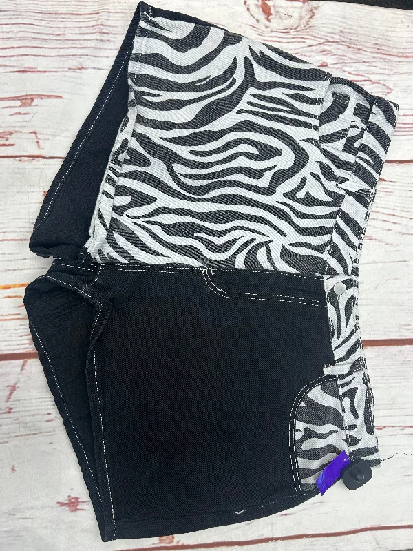 Shorts By Shein In Black White, Size: 3x